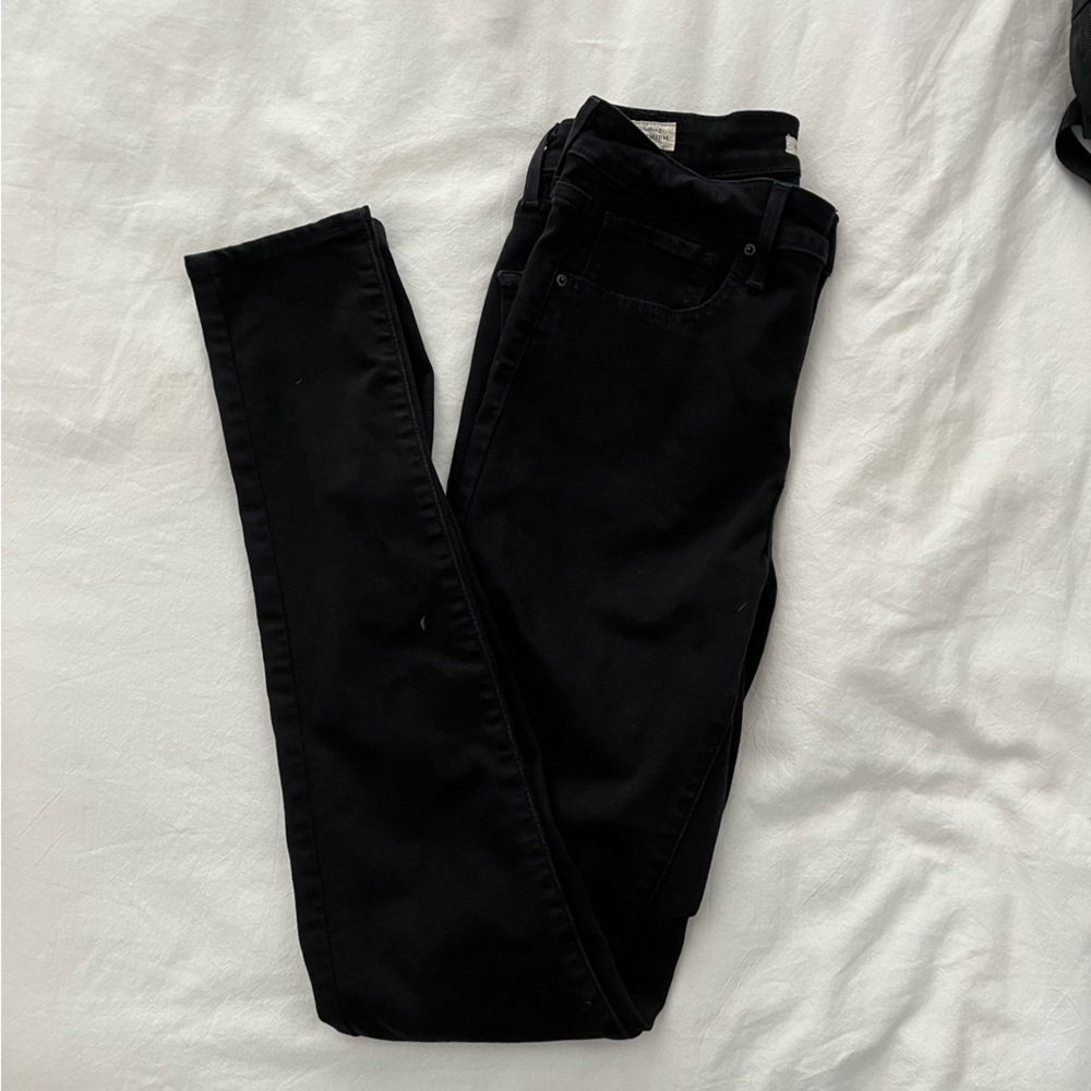 Black Levi Skinny Jeans